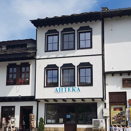 Часовника Hotel Trjavna Kültér fotó