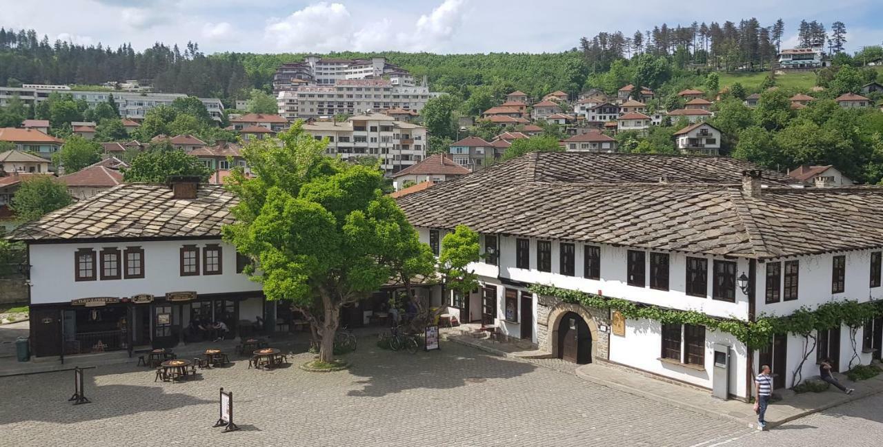 Часовника Hotel Trjavna Kültér fotó