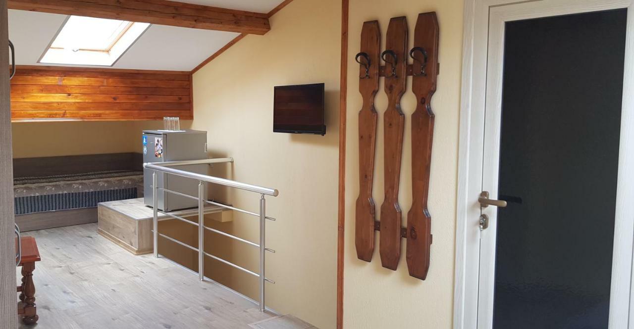 Часовника Hotel Trjavna Kültér fotó