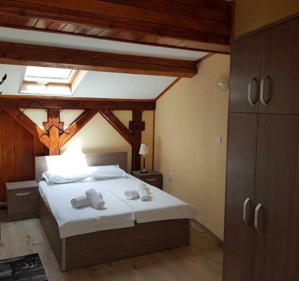 Часовника Hotel Trjavna Kültér fotó